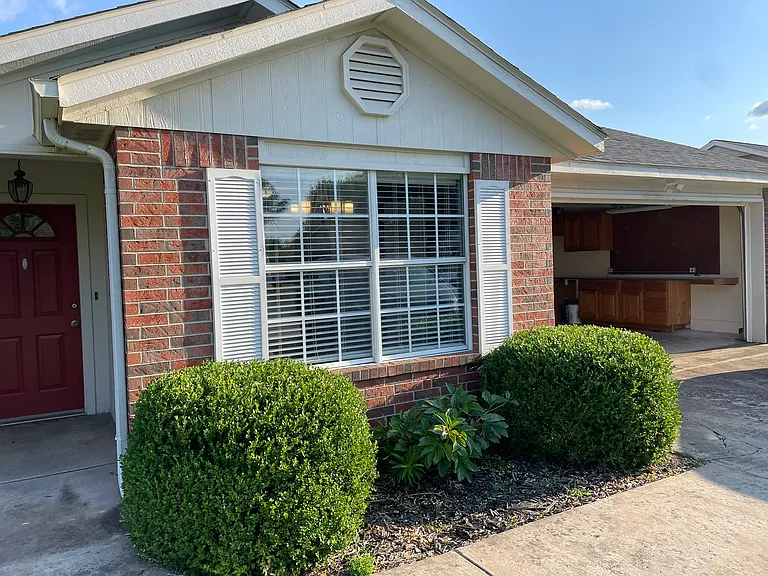 1416 W Centennial Dr — Photo 2
