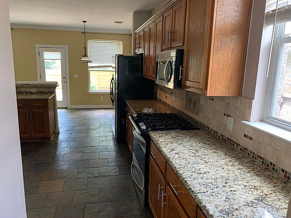 3rd image of 3208 Dawn Mesa Ct