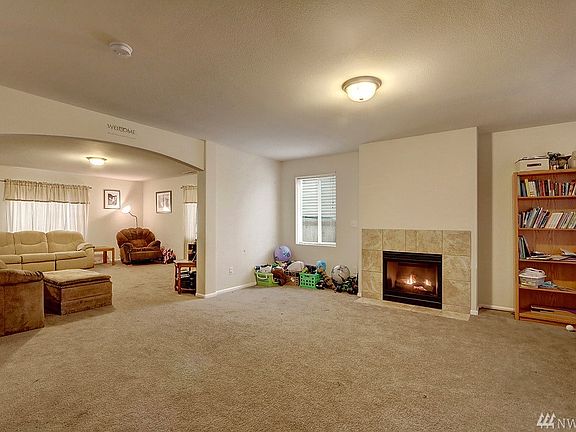 2nd image of 1502 Daffodil Ave NE