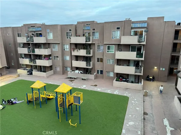 450 E 4th St APT 405, Santa Ana, CA 92701