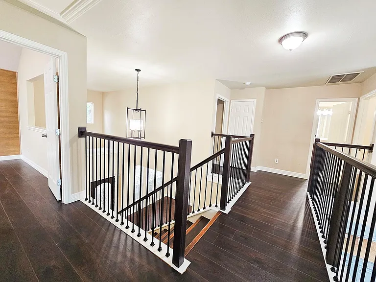 20810 Balmoral Glen Ln — Photo 25