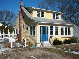 31 Calhoun Ave, Warwick, RI 02886