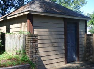 42 Northgate Dr, Laurel, MS 39440