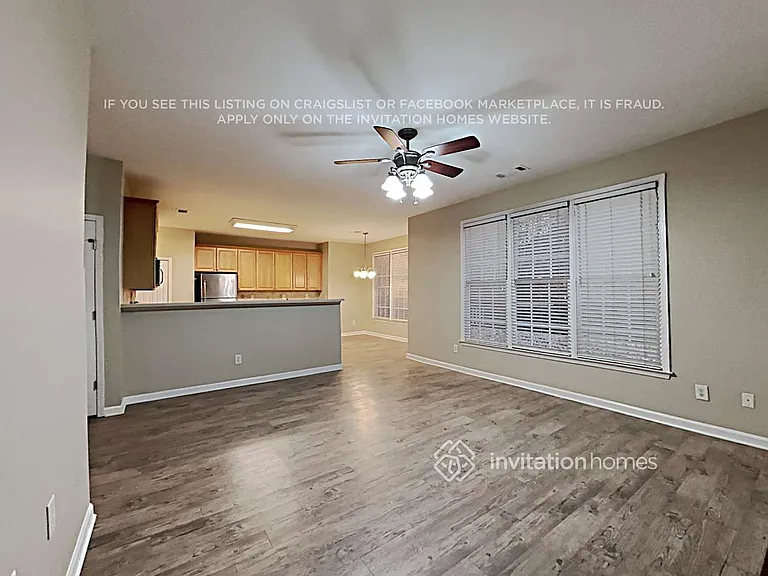 350 Hillside Manor Dr — Photo 4