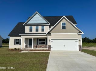 229 N Windy Ridge Rd, Hubert, NC 28539