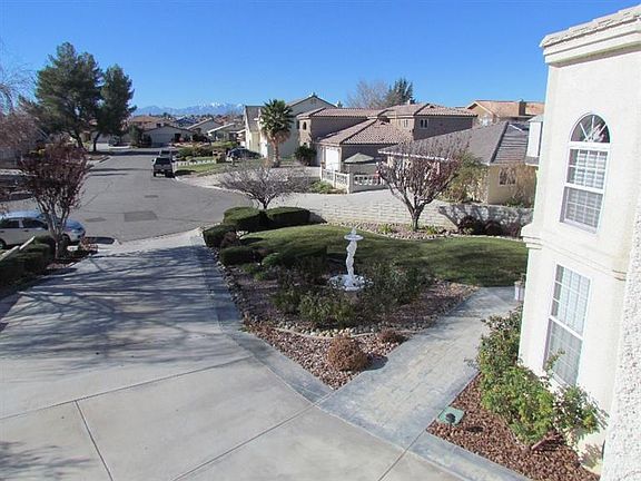 2nd image of 18490 Tarpon Ln