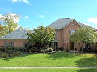 10493 Olde Villa Dr, Gibsonia, PA