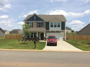 228 Castleton Cir, Boiling Springs, SC 29316