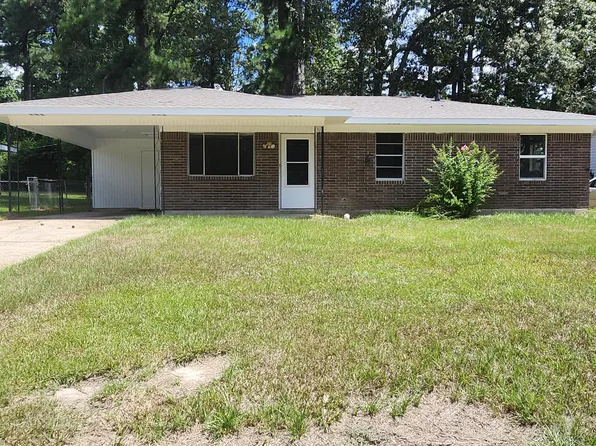618 Elm St, New Llano, LA 71461