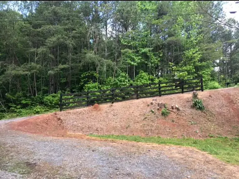 201 Mountain Lake View Dr — Photo 4