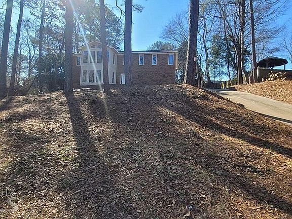 3rd image of 3712 Finger Creek Dr