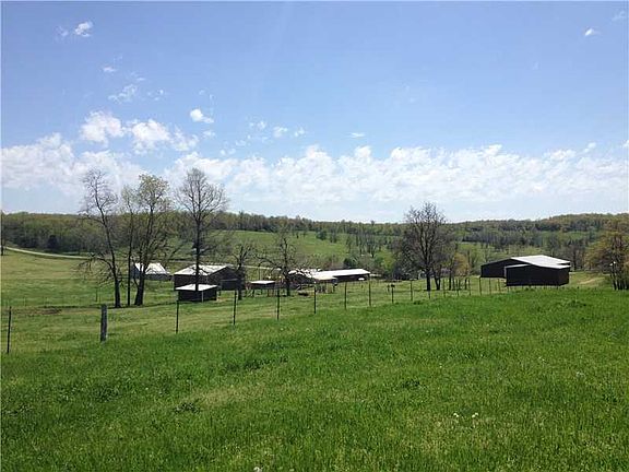 3rd image of 6920 State Highway 90 St