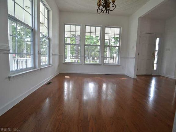 5th image of 9537 4th Bay St