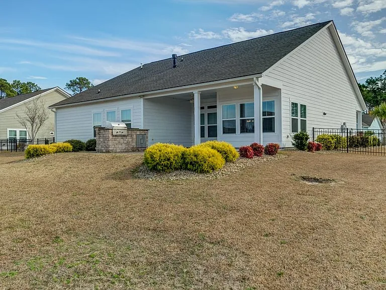 1208 Ficus Dr — Photo 26