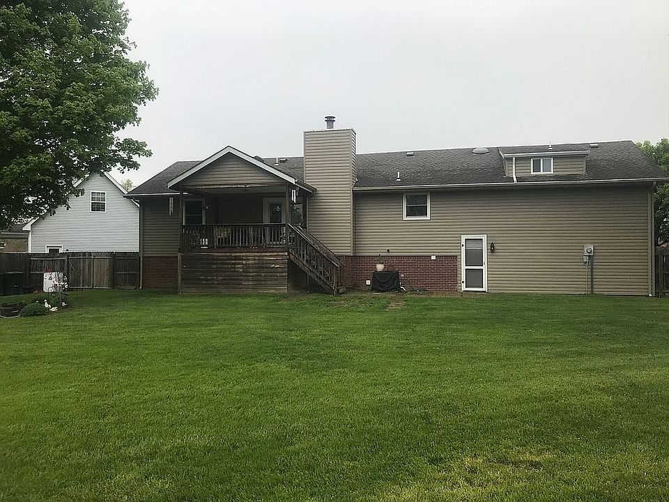 2nd image of 2305 Ironwood Ct