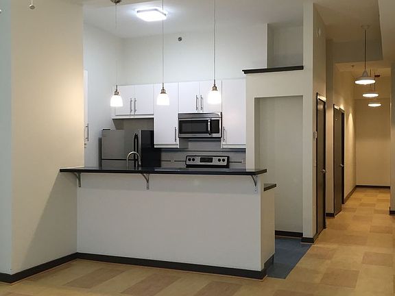 4th image of 110 Campbell Ave SW APT 305
