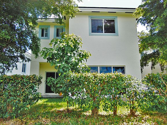 2nd image of 336 NE 31st Ave