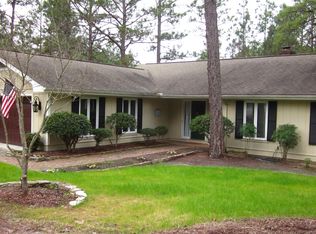 9 Chatham Ln, Pinehurst, NC 28374