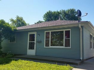 1705 11th Ave SW, Cedar Rapids, IA 52404