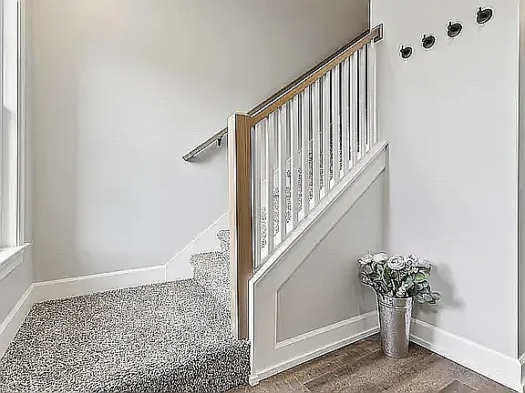 105 Mapleview Dr #105 — Photo 12
