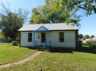 120 N Washington Blvd, Salem, IN 47167