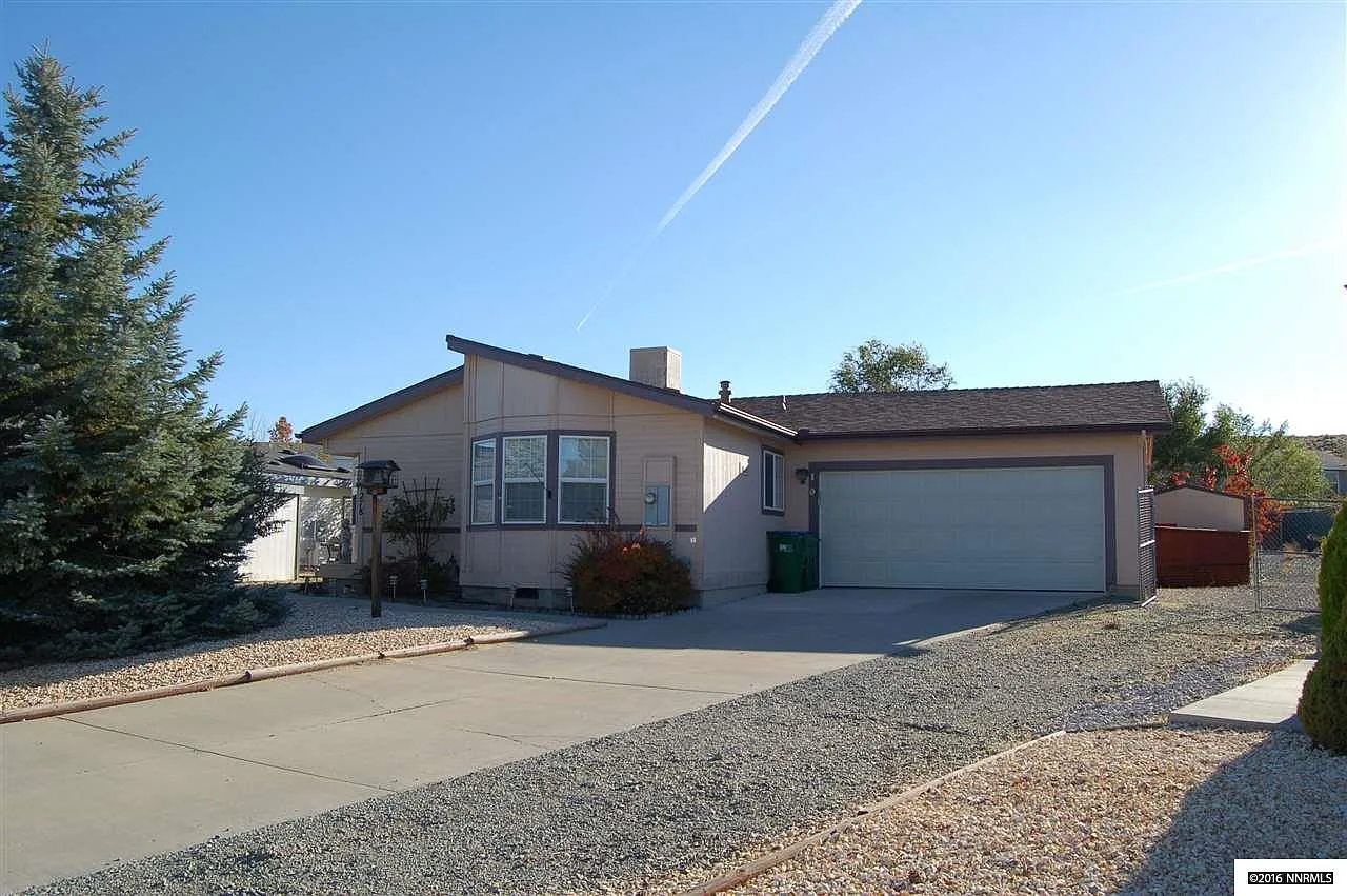 1278 Leopard St photo 1