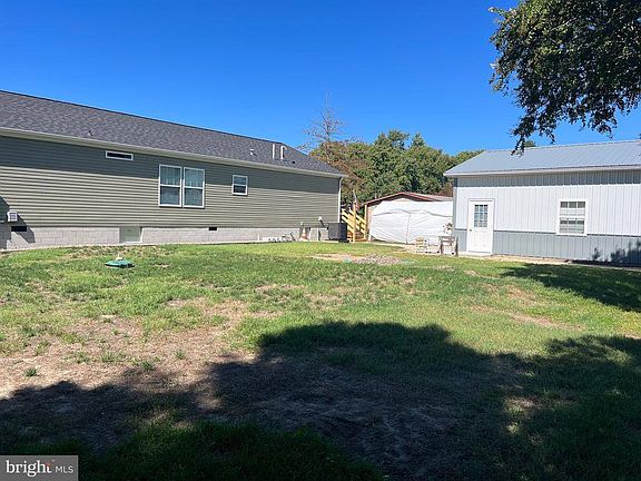 5th image of 27591 Thistle Ln