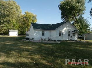 1229 S Illinois St, Lewistown, IL 61542