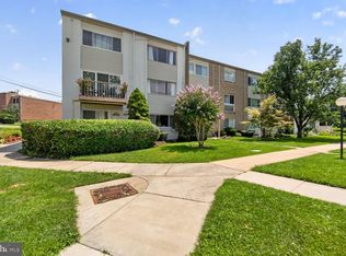 3111 University Blvd W #F4, Kensington, MD 20895