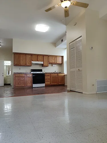 1808 S Racine Ave #7 Photo 1