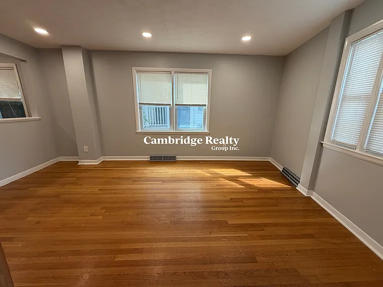 308 Summer St #1-R — Photo 6
