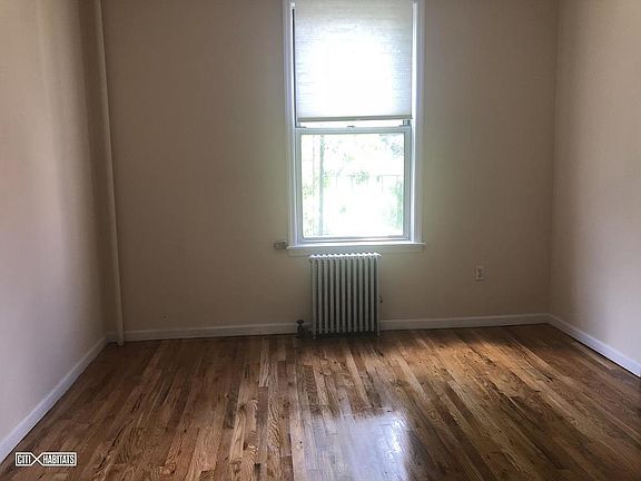 4th image of 306 22nd St APT 2L