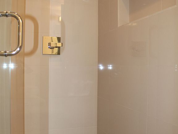 First floor shower 