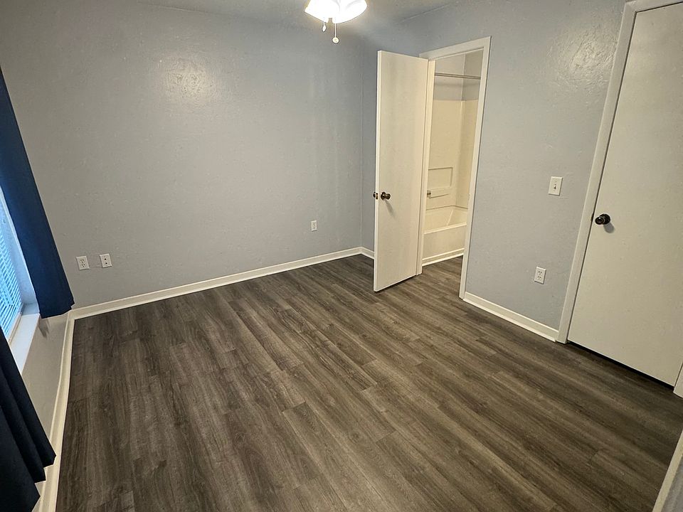 2nd image of 3800 SW 20th Ave APT 505