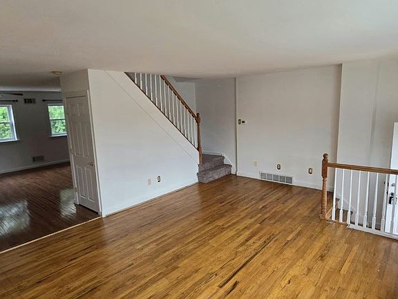 4th image of 12518 Fedor Pl