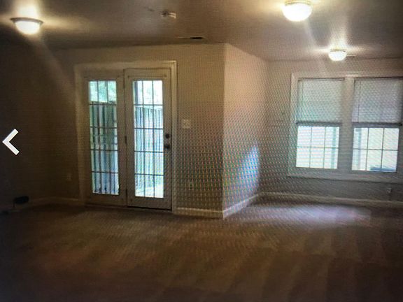 4th image of 9527 Shepherd Hills Dr