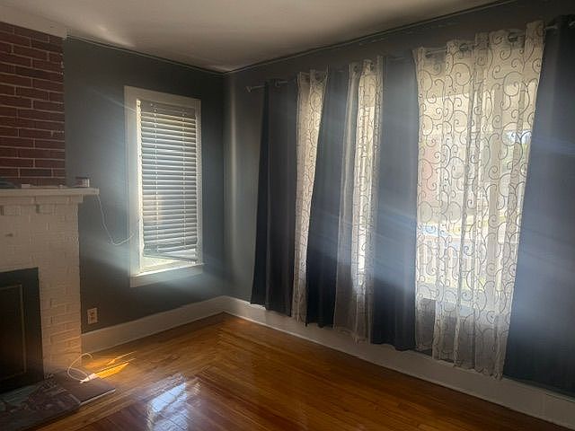 2nd image of 58-60 Virginia St #1