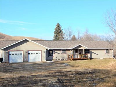 5200 38th St Se Minot Nd 58701 Zillow