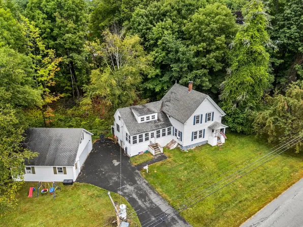 210 Middle Street, Farmington, ME 04938