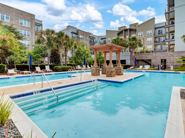 145 Pier View St Unit 311, Daniel Island, SC 29492