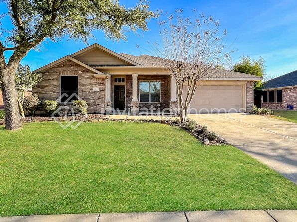112 Hackberry Trl