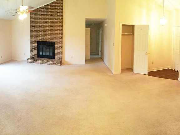 2nd image of 412 Heritage West Ct