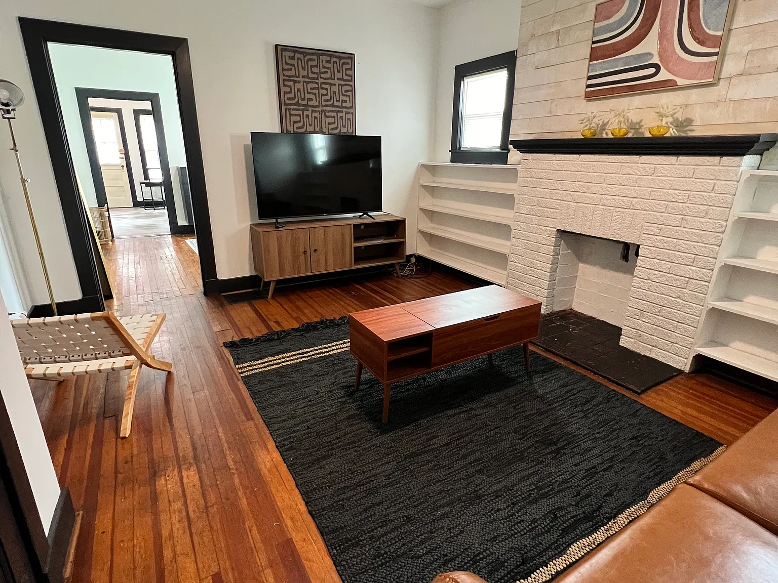 OFF Broadway Triplex — Photo 4