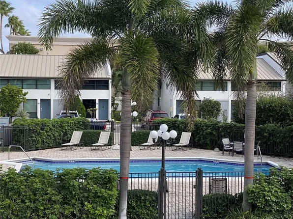 3900 NE 18th Avenue #7, Oakland Park, FL 33334