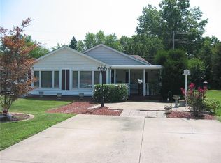 1041 E Castle Ave, Indianapolis, IN 46227