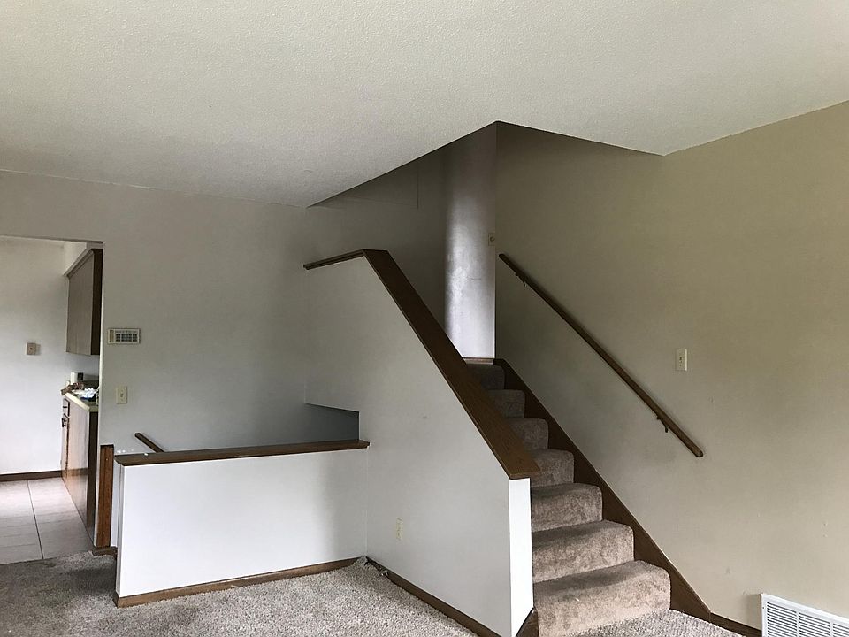 2nd image of 8948 Xerxes Ave S
