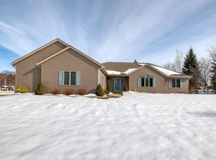 42 E Shore Dr, Random Lake, WI 53075