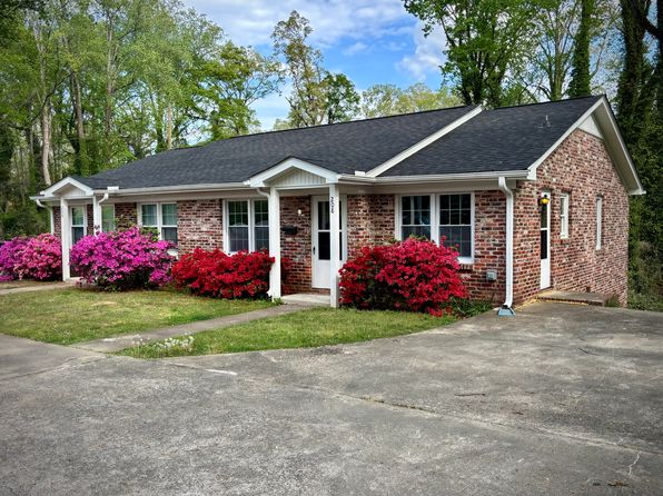 208 Lakeside Dr #208
