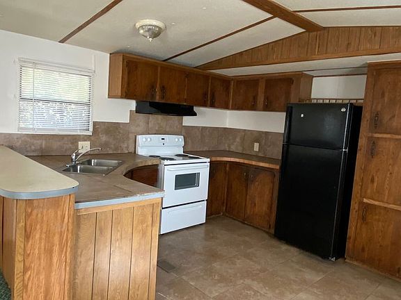 4th image of 37 Whispering Pines Cir SE