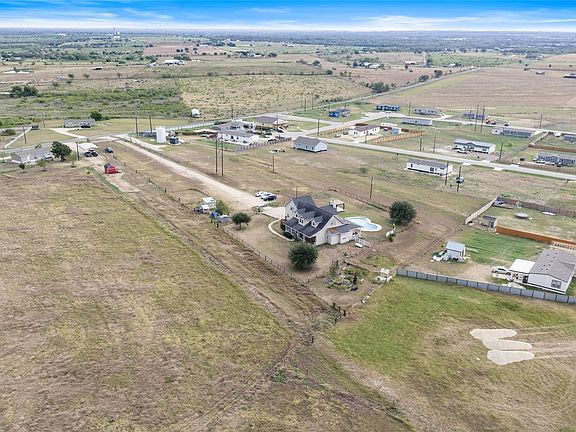 5th image of 5063 County Road 463
